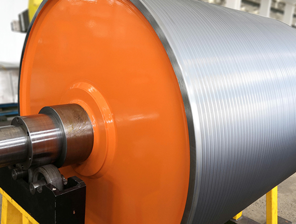 Hårdlegeringsbelagd rulle